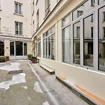 Centre De By Prestige *