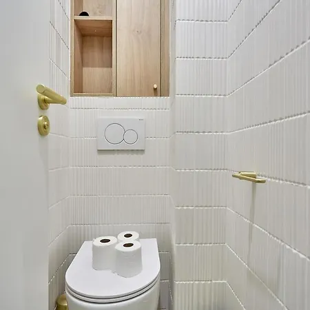 Centre De By Prestige Paris