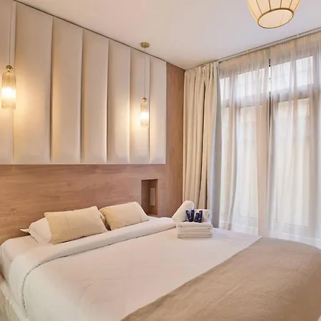 Centre De By Prestige * Paris